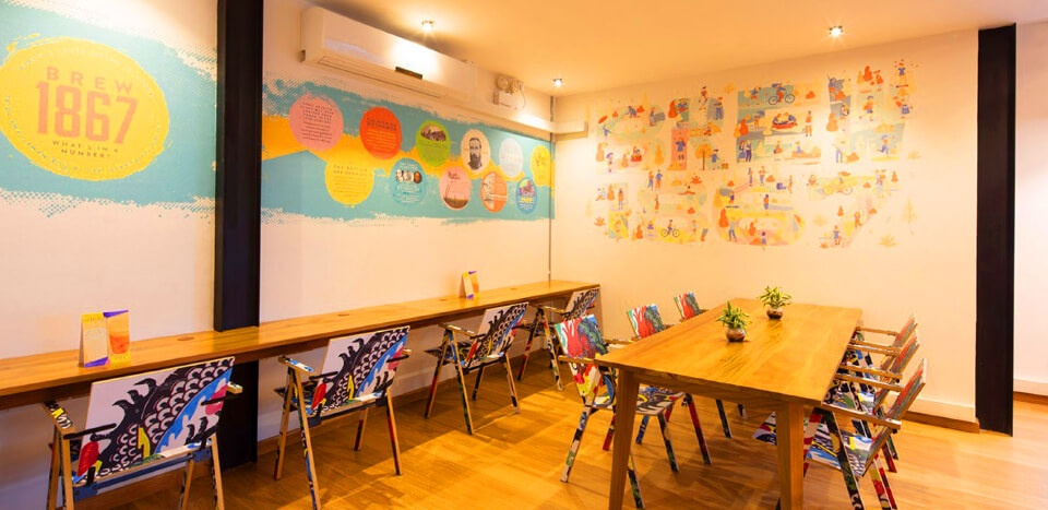 Luxury italian furnishing by HOUROS